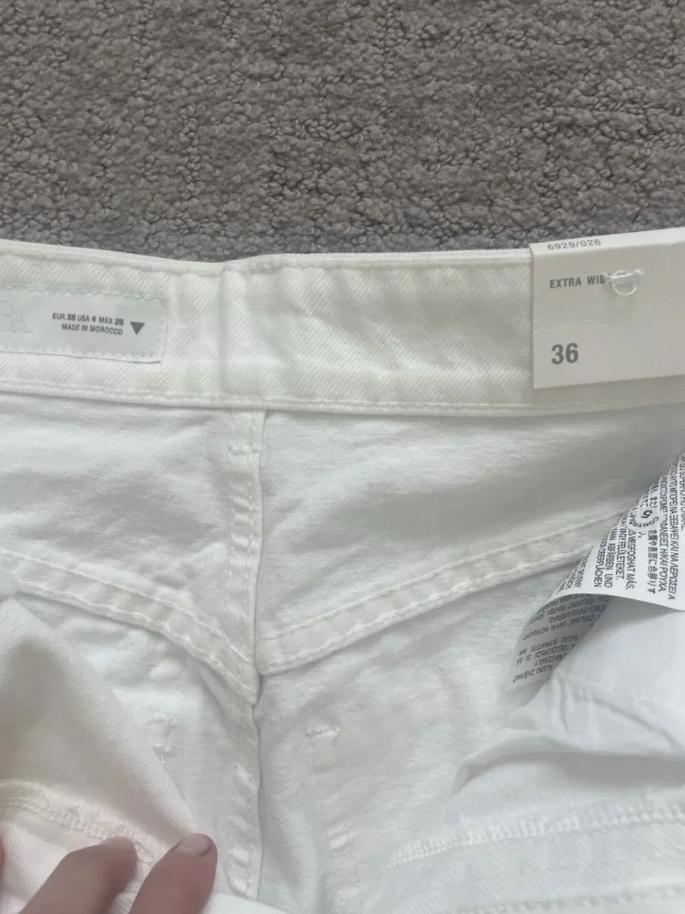 Zara Women's TRF Collection High-Waist Extra Wide-Leg Jeans White/Ecru Sz 26 4